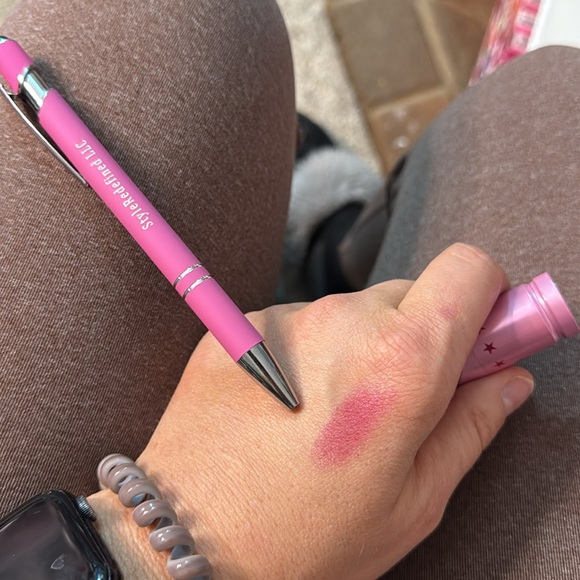 Jeffree Star Blood Stain Lip Balm - Picture 4 of 4